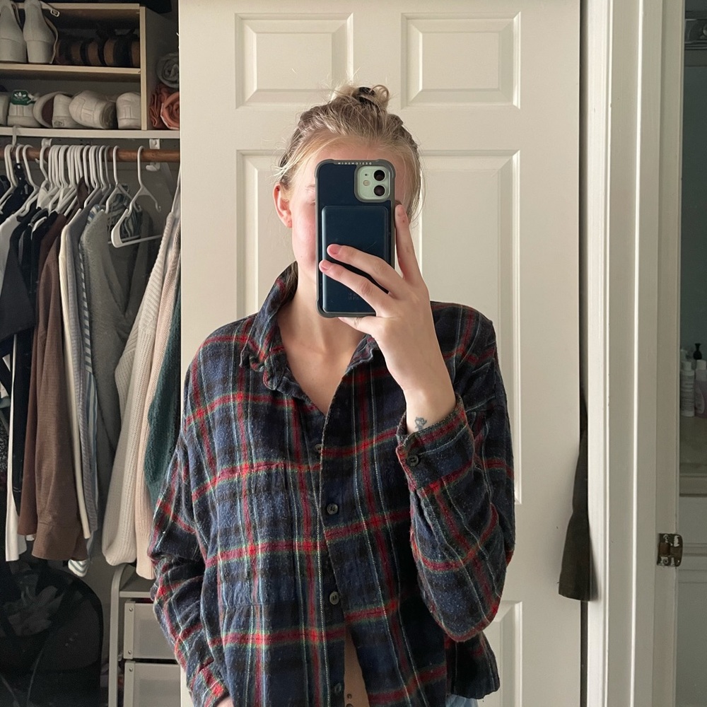 Super cute Small Flannel